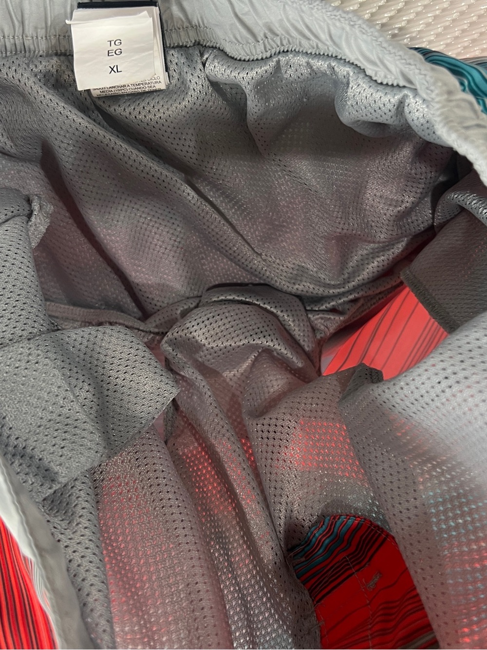 Nike Men’s Striped Swim Trunks Coral Teal - Picture 8 of 8